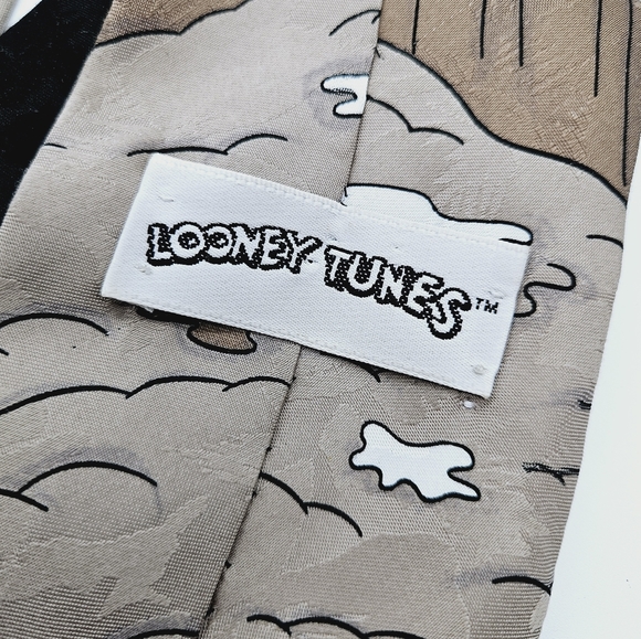 LOONEY TUNES | Bugs Bunny Daffy Duck Taz Tasmanian Devil skiing neck tie - Picture 4 of 5